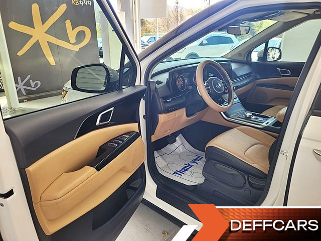 Kia CARNIVAL 9-Seater Prestige купить на сайте DeffCars