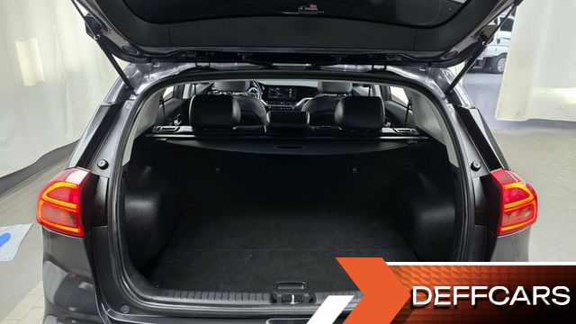 Kia NIRO 1.6 HEV Noblesse купить на сайте DeffCars