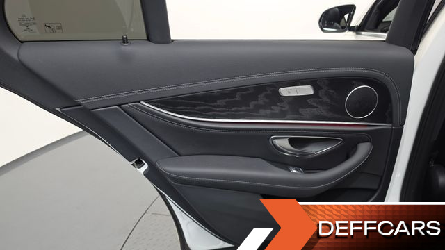 Mercedes E-CLASS E220d 4MATIC AMG Line купить на сайте DeffCars