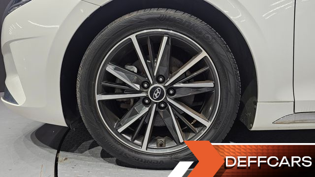 Hyundai GRANDEUR 2.5 Premium Choice купить на сайте DeffCars