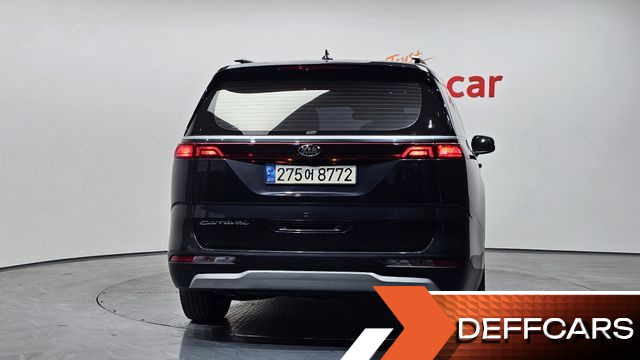 Kia CARNIVAL 9-Seater Prestige купить на сайте DeffCars