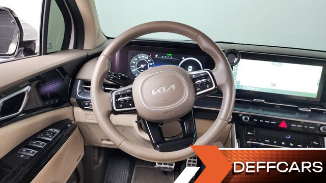Kia CARNIVAL 9-Seater Hi-Limousine Signature купить на сайте DeffCars