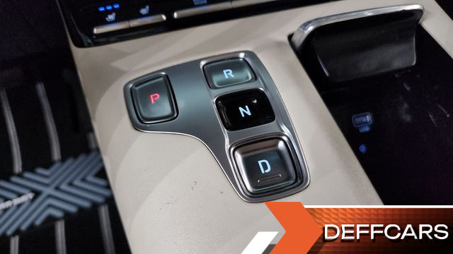 Hyundai GRANDEUR Le Blanc купить на сайте DeffCars