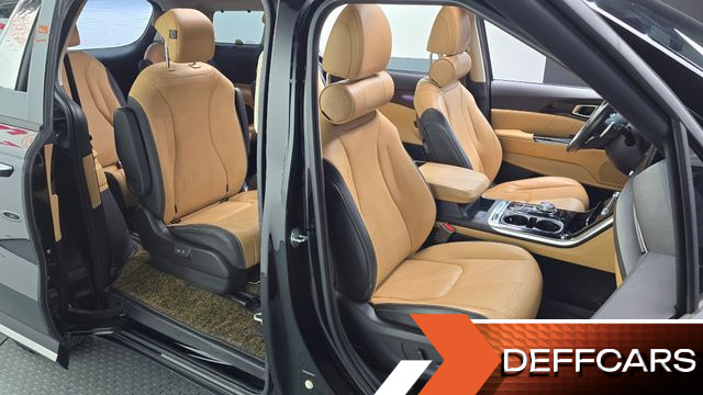 Kia CARNIVAL 9-Seater Signature купить на сайте DeffCars
