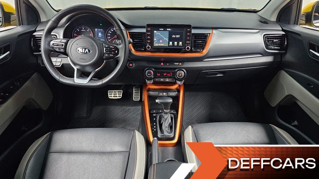 Kia STONIC Diesel 1.6 Prestige купить на сайте DeffCars