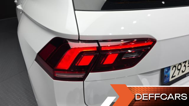 Volkswagen TIGUAN 2.0 TDI Premium купить на сайте DeffCars