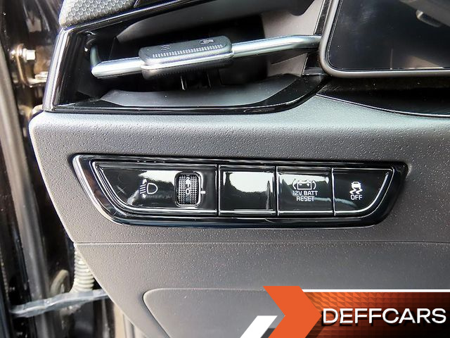 Kia NIRO Signature купить на сайте DeffCars