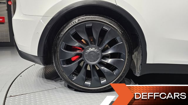 Tesla MODEL Y Performance AWD купить на сайте DeffCars