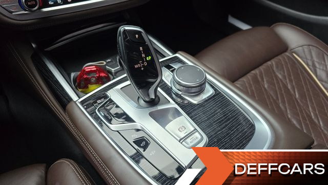 BMW 7-SERIES 740Li xDrive M Sport Package купить на сайте DeffCars