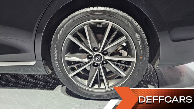 Hyundai GRANDEUR 2.5 Le Blanc купить на сайте DeffCars