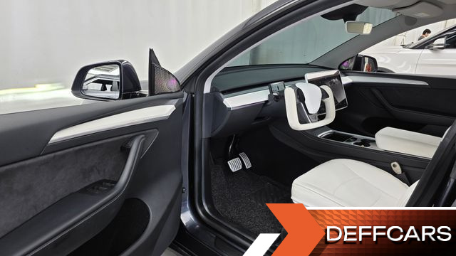 Tesla MODEL Y Performance AWD купить на сайте DeffCars