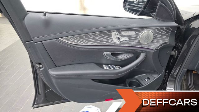 Mercedes E-CLASS E350 4MATIC AMG Line купить на сайте DeffCars