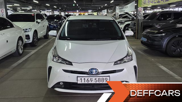 Toyota PRIUS 1.8 купить на сайте DeffCars