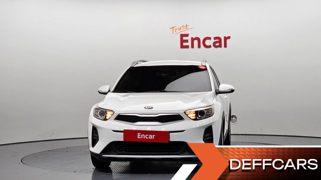 Kia STONIC 1.4 Deluxe купить на сайте DeffCars
