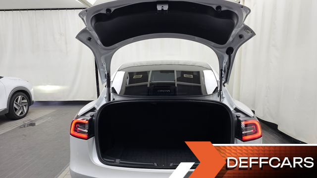Tesla MODEL 3 Long Range AWD купить на сайте DeffCars