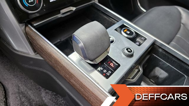 Land Rover RANGE ROVER P530 Autobiography Long Wheel Base купить на сайте DeffCars