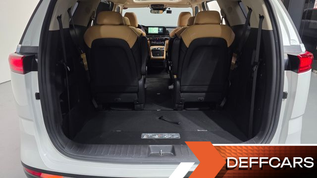 Kia CARNIVAL 9-Seater Noblesse купить на сайте DeffCars