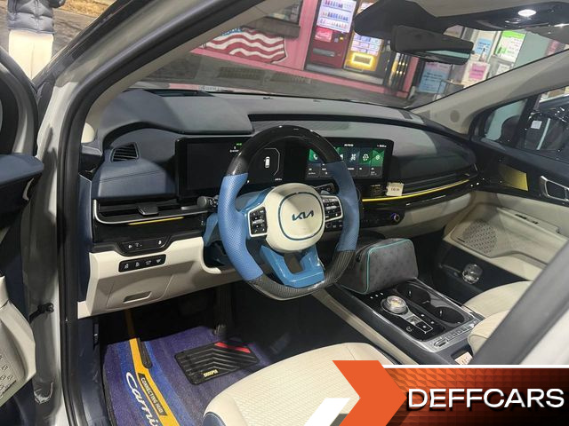 Kia CARNIVAL HEV 7seater Gravity купить на сайте DeffCars