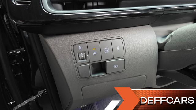 Hyundai STARIA HEV 1.6 Lounge 7-Seater Inspiration купить на сайте DeffCars