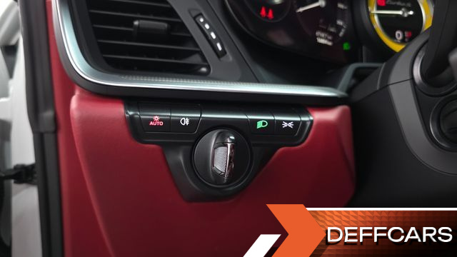Porsche 911 Turbo S Cabriolet купить на сайте DeffCars