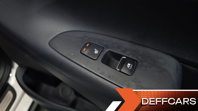 Hyundai GRANDEUR 2.5 Le Blanc купить на сайте DeffCars