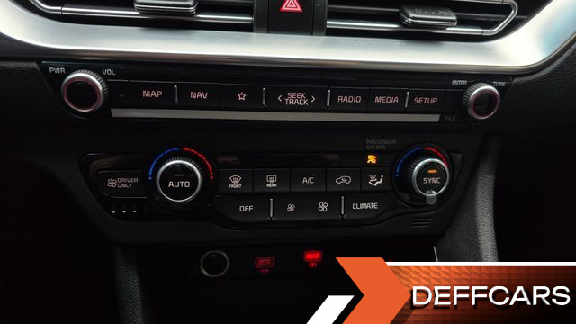 Kia NIRO 1.6 HEV Prestige купить на сайте DeffCars