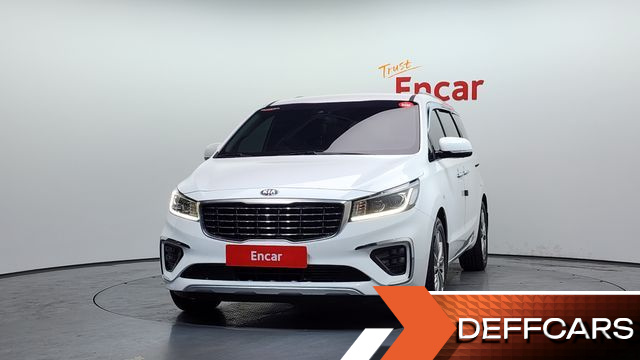 Kia CARNIVAL 9-Seater Noblesse Special купить на сайте DeffCars