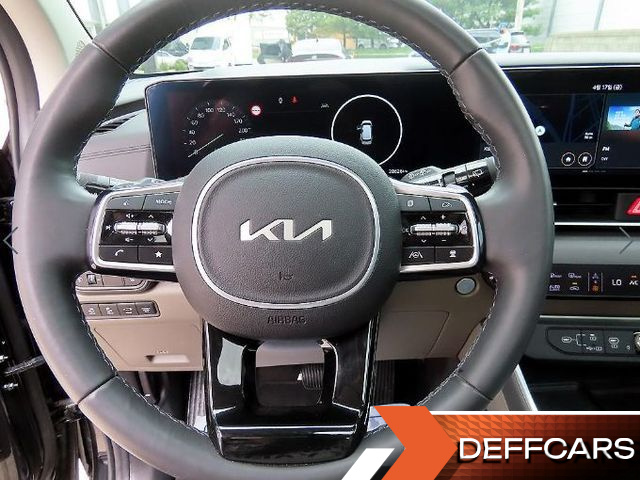 Kia CARNIVAL 9-Seater Noblesse купить на сайте DeffCars
