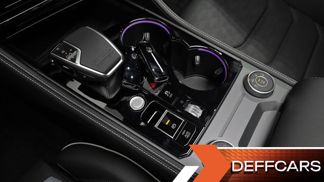 Volkswagen TOUAREG 3.0 TDI Prestige купить на сайте DeffCars