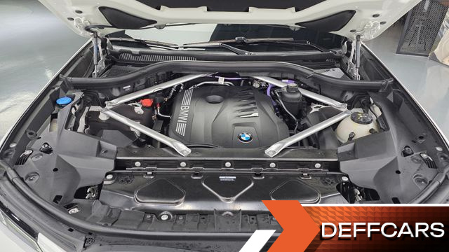 BMW X7 xDrive 40i M Sport 6STR купить на сайте DeffCars