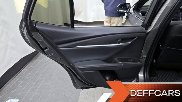 Toyota CAMRY 2.5 XLE Hybrid купить на сайте DeffCars