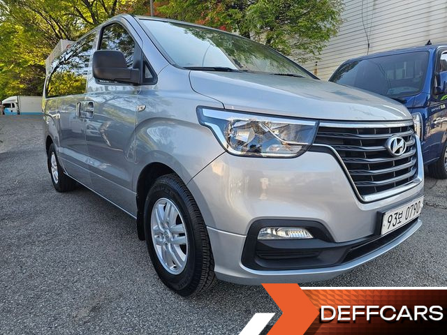 Hyundai STAREX Van 5-Seater Smart купить на сайте DeffCars