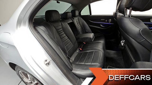 Mercedes E-CLASS E300 4MATIC Avnatgarde купить на сайте DeffCars
