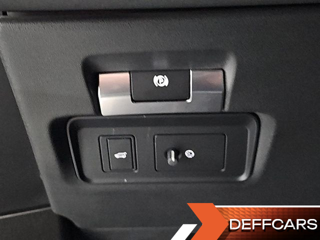 Land Rover RANGE ROVER EVOQUE P250 R-Dynamic SE купить на сайте DeffCars