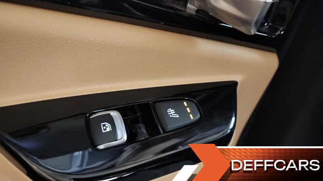 Kia CARNIVAL 9-Seater Signature купить на сайте DeffCars