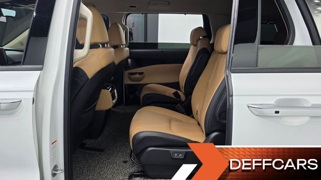 Kia CARNIVAL 9-Seater Noblesse купить на сайте DeffCars