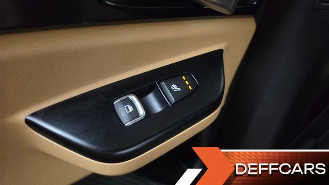 Kia CARNIVAL Gasoline 11-Seater Prestige купить на сайте DeffCars