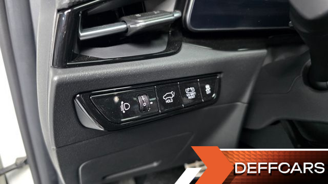 Kia NIRO Signature купить на сайте DeffCars