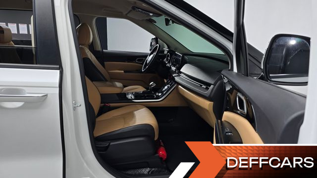 Kia CARNIVAL 11-Seater Prestige купить на сайте DeffCars