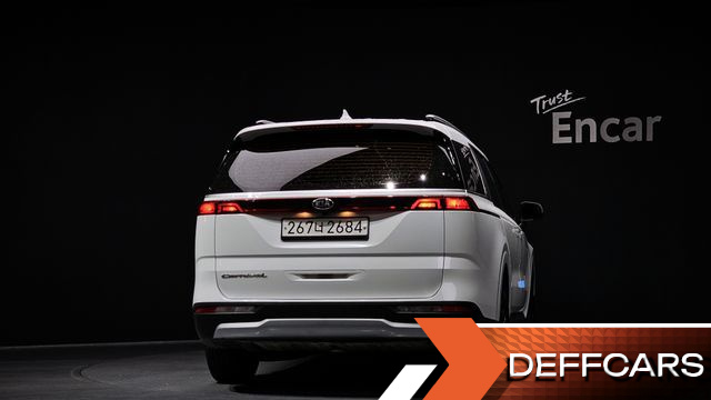 Kia CARNIVAL 9-Seater Prestige купить на сайте DeffCars