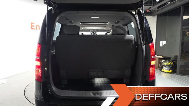 Hyundai STAREX 4WD Wagon 12-Seater Modern купить на сайте DeffCars