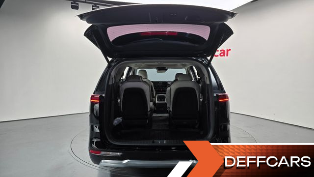 Kia CARNIVAL 9-Seater Signature купить на сайте DeffCars