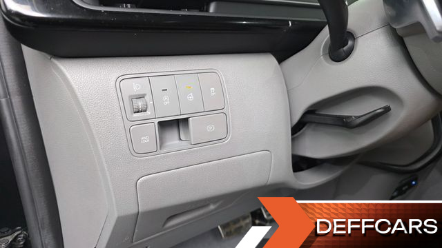 Hyundai STARIA 4WD Lounge 9-Seater Inspiration купить на сайте DeffCars