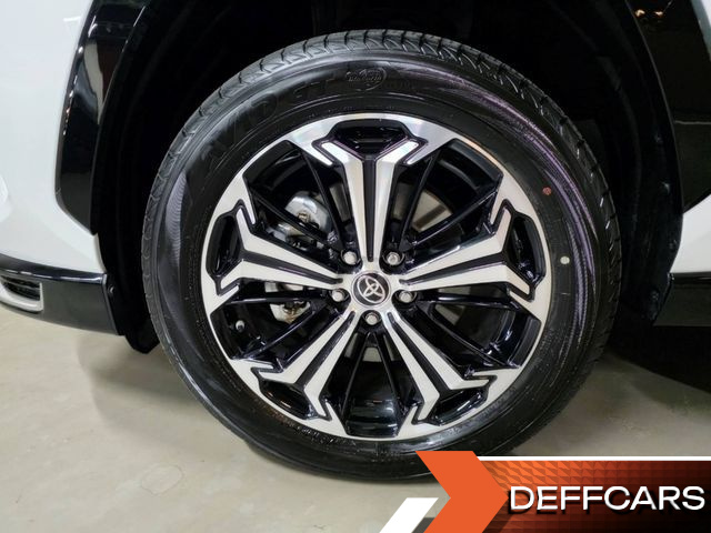 Toyota RAV4 2.5 4WD PHEV XSE купить на сайте DeffCars