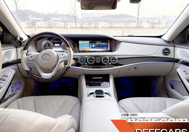 Mercedes S-CLASS Maybach S560 4MATIC купить на сайте DeffCars