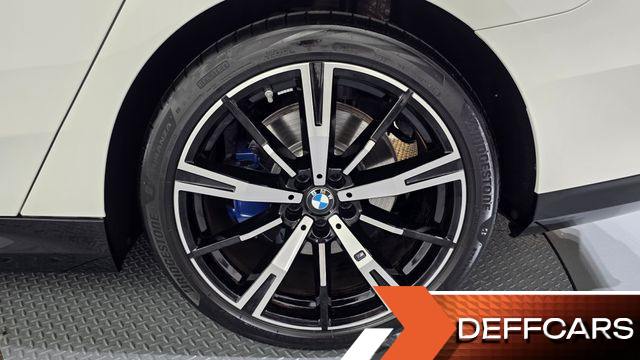 BMW 5-SERIES 530i xDrive M Sport купить на сайте DeffCars