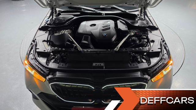 BMW 5-SERIES 530i xDrive M Sport купить на сайте DeffCars