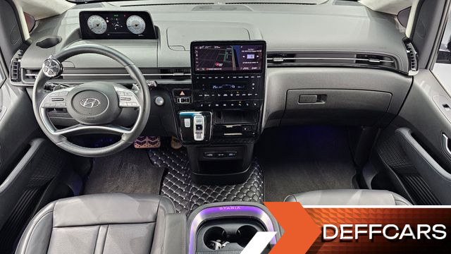 Hyundai STARIA L3.5 Lounge 7-Seater Inspiration купить на сайте DeffCars