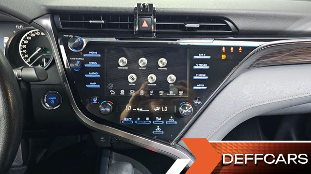 Toyota CAMRY 2.5 LE Hybrid купить на сайте DeffCars