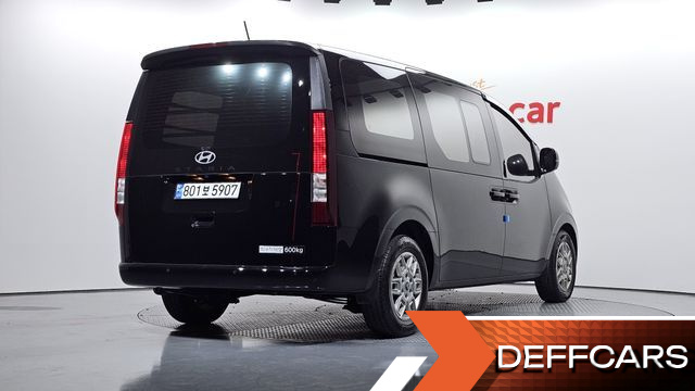 Hyundai STARIA Cargo 5-Seater Modern купить на сайте DeffCars